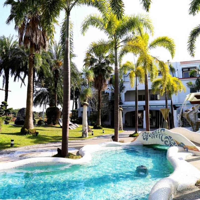 ●人間樂土，真實的世外桃源 ●宜蘭香格里拉一圓你幸福的夢想 ●一券玩到底! 飯店Spa、農場DIY活動 ●現代桃花源─香格里拉休閒農場 ●盡享慵懶與心靈解放的優質飯店