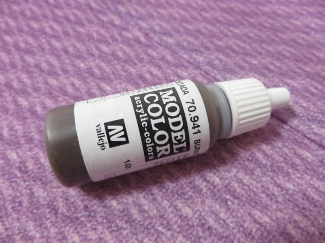 ㊣ AV Vallejo 焦木頭色 70941_Burnt Umber 模型漆水性漆鋼彈壓克力顏料西班牙