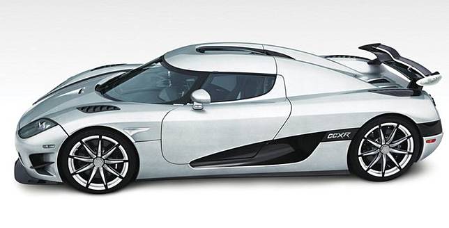 www.koenigsegg.com