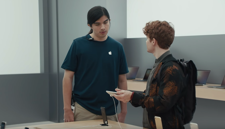 你才瀏海，你全家都瀏海！Samsung 新廣告嘲諷 iPhone X 瀏海設計