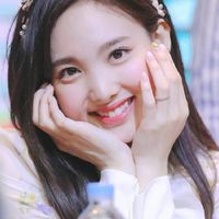 TWICEナヨン 大好きな人集まれ～