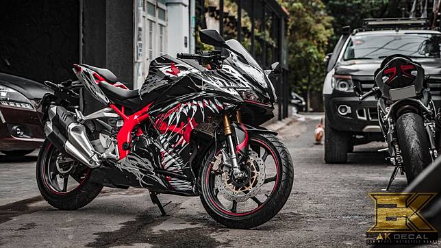 Terlihat Makin Ganas Honda Cbr250rr Pakai Decal Ala Venom