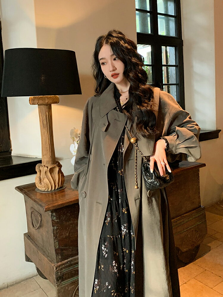 赫本風oversize高級感風衣外套女2022秋季新款韓版寬松中長款大衣