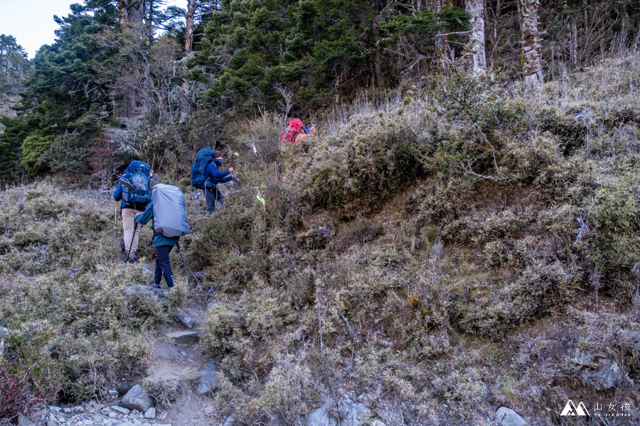 山女孩MelissaxMao冒險生活_戒茂司上嘉明湖三天兩夜_登山紀錄分享-112.jpg