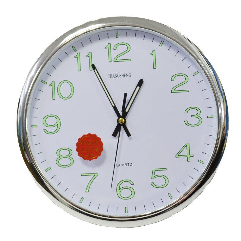 【商品規格】尺寸：12寸材質：塑料+電子零件數量: 1組GF445A 黑+金邊GF445B 白+銀邊數量: 1組使用電源：3號電池 x 1 (選購)請使用碳鋅電池，勿用鹼性電池以免因為電力過強導致主機