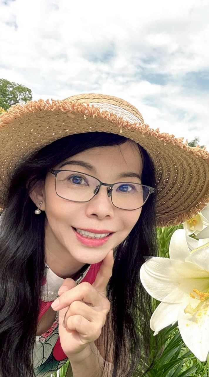 葉彩琴芹菜葉