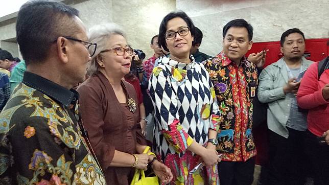 Sri Mulyani dan Agus Marto Temui Luhut Bahas Persiapan IMF World Bank 