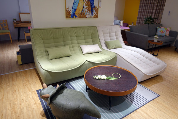 台北布沙發、台北獨立筒床墊-寄居蟹家具館，客製化布沙發訂做，沙發內材保固5年、表布保固一年，工廠直營價且教導風格佈置的台北家具館