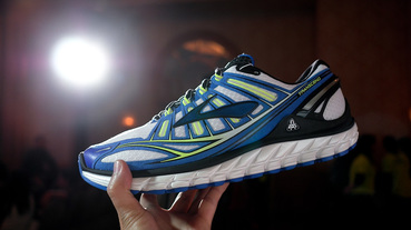 百年旗艦 / 美國 BROOKS Transcend 頂級支撐跑鞋 全新發表登場