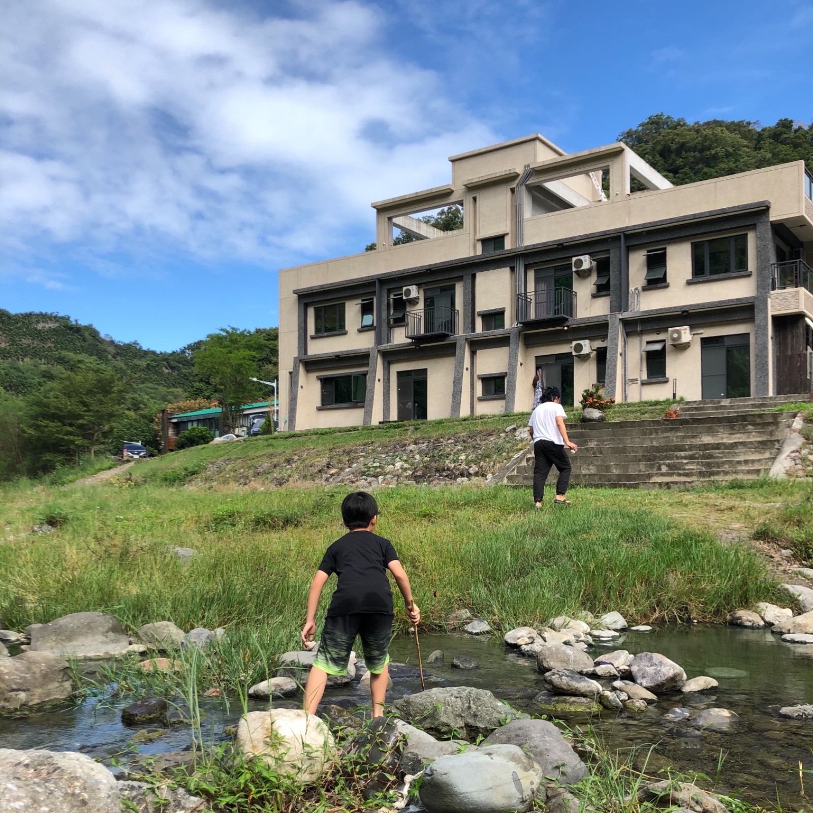 安通溪畔溫泉民宿Antong Creekside Hot Spring