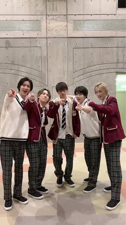 み！るきーず学園