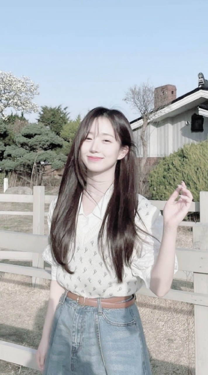 ✧₊˚. 🧝🏻‍♀️🍒 𝐷𝑒𝑠𝑠𝑒𝑟𝑡 𝐿𝑎𝑛𝑑 𝐵𝑦. 𝑃𝑒𝑖𝑖𝑙𝑦