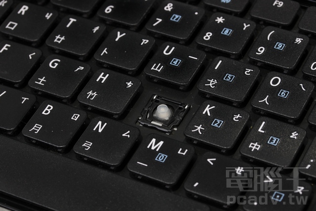 薄膜、機械軸、電容式、光學式電競鍵盤觸發原理大不同