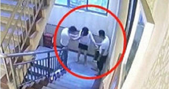 提分手被男友拖進房！　正妹4樓跳下「內臟摔爛」四肢變形