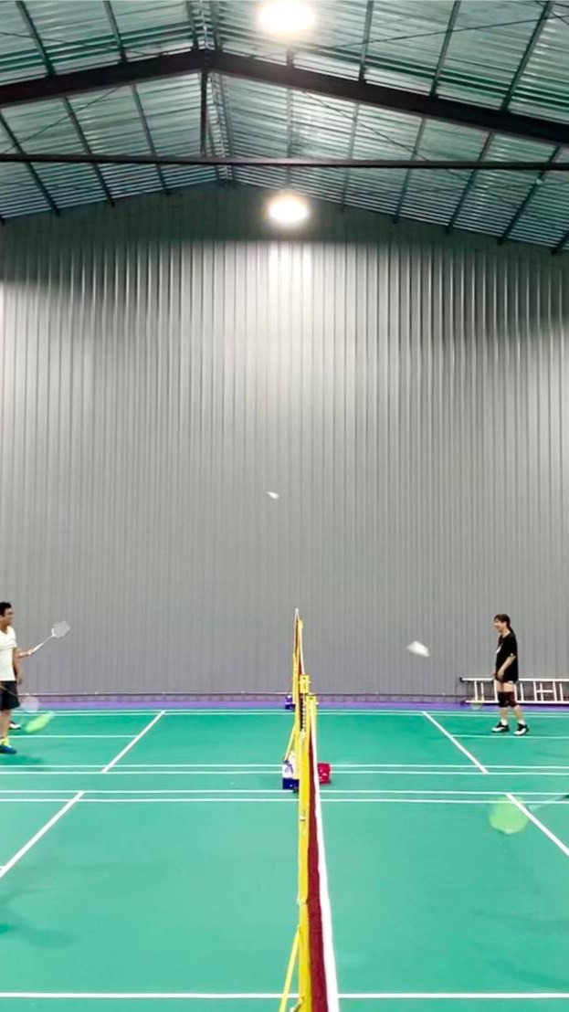 凌駕羽球館