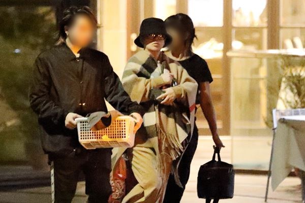 浜崎あゆみが第2子出産を報告 本誌が目撃していた2度の妊婦姿