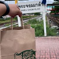 สถานีพระจอมเกล้า🚂🚂