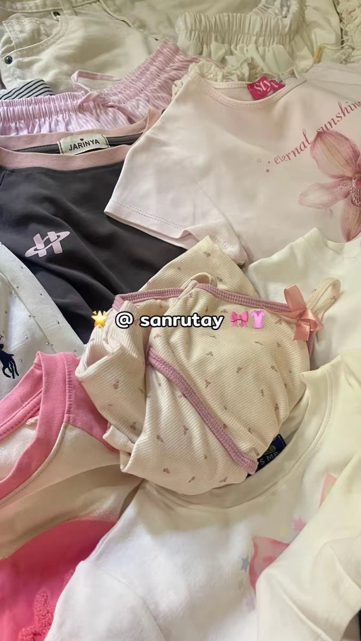 เสื้อผ้าของนอวอ❣️