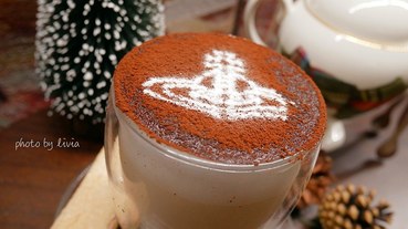 【東區下午茶】Vivienne Westwood Cafe 台北東區旗艦店│聖誕隕石│英式龐克咖啡廳 跟著Livia享受人生