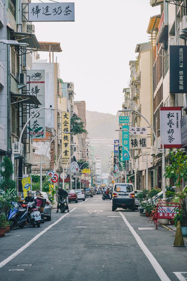 (高雄美食地圖專題)鹽埕奶茶一條街～精選五家新樂街人氣奶茶，奶茶控的你必追。