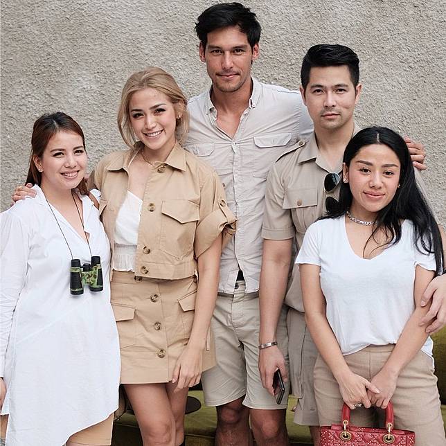 Potret Mesra Jessica Iskandar dan Richard Kyle di Ultah El Potret Mesra Jessica Iskandar dan Richard Kyle di Ultah El