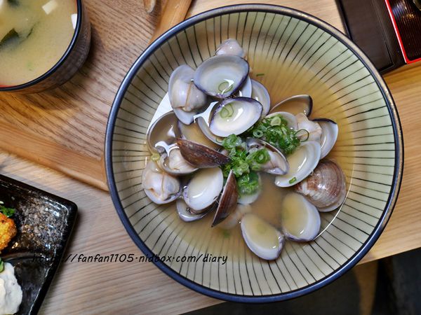 【蘆洲三重日式料理】北魂 丼和食處 #生魚片丼飯 #握壽司 #客製化懷石料理 (17).JPG