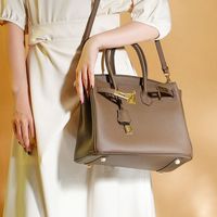 711 hi-end 👜👠 GROUP 3