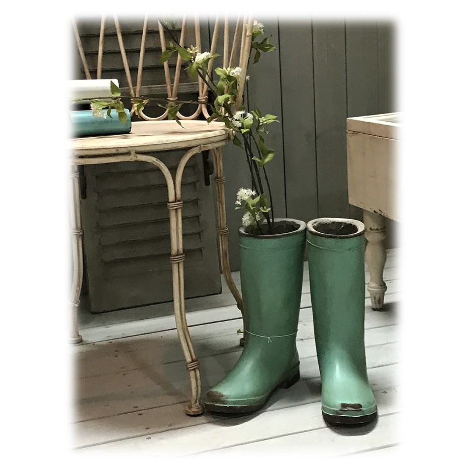 原單 復古做舊水泥筒靴花器 花筒 花園裝飾 擺件 拍攝道具二件入 尺寸20x24.5x28.5厘米