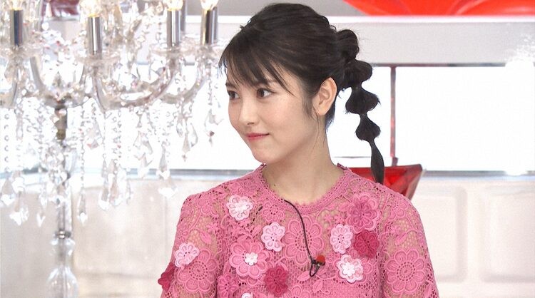 浜辺美波が おしゃれイズム でローラースケートに人生初挑戦 好きなタイプも告白 映画ナタリー