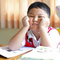 คุยเฟื่องเรื่องเด็ก
