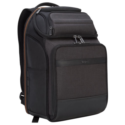 ◆ 減壓背帶及柔軟背墊 ◆ 網眼設計降低悶熱感 ◎ 規格 : 0001 個◎ 顏色: 深灰◎ 材質: 聚酯纖維材質◎ 產地: 中國◎ 本產品網頁因拍攝關係，圖檔略有差異，實際以廠商出貨為主◎ 本產品文