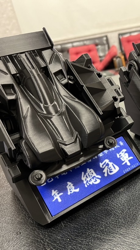 四驅車爆改菜雞團