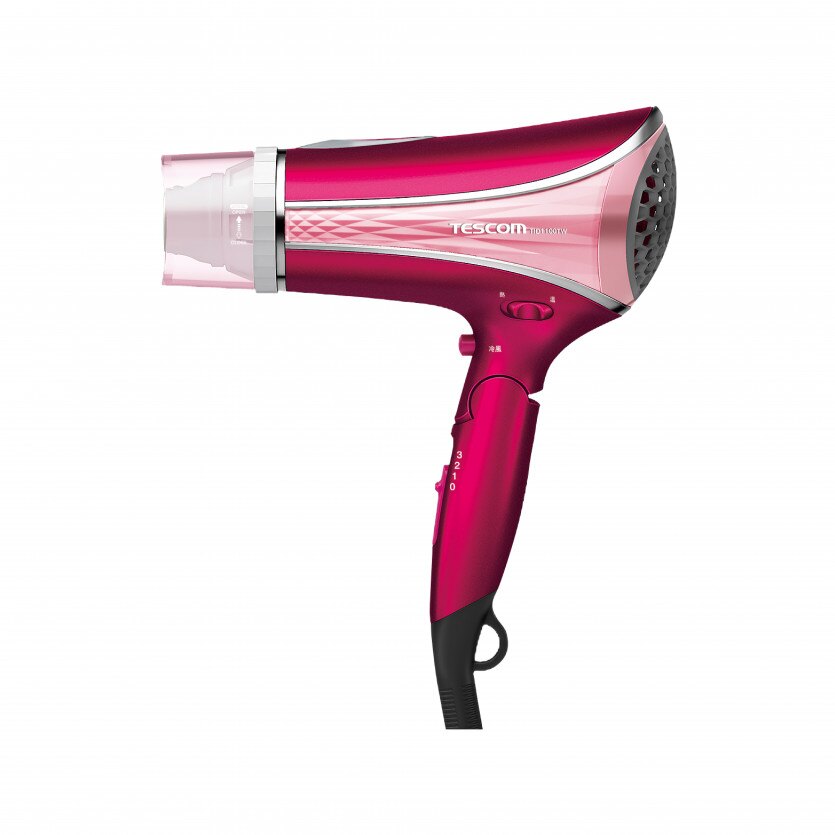 ・速乾! 超級大風量1.9Ｍ/分 ・易拔插頭及可拆式入風罩的貼心設計​ ・雙氣流風罩設計造型輕鬆吹髮 ・溫控護理防止秀髮高溫傷害 ・4處黃金負離子釋放超強保濕 ・​風溫指示燈與折疊貼心設計