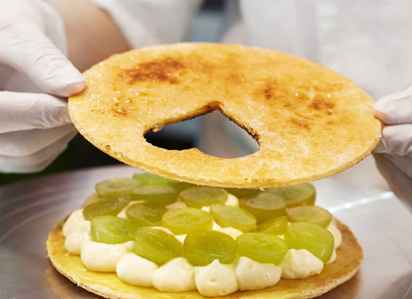 千層酥製作（圖／66CheeseCake提供）