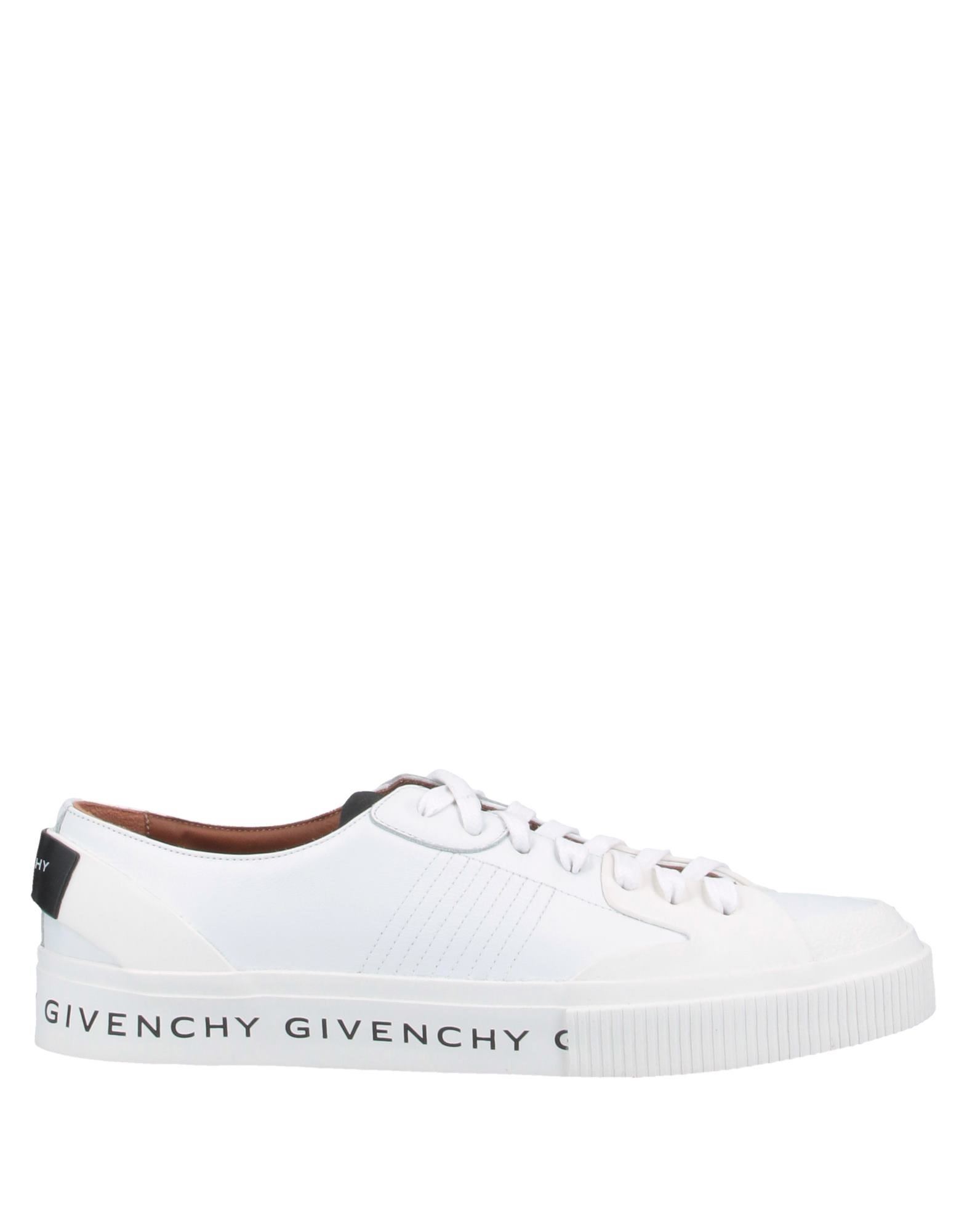 contrasting applications, logo, solid color, round toeline, flat, leather lining, rubber sole, conta