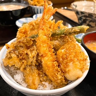 【新北板橋美食】大遠百天吉屋丼飯，大推雙品系列，丼飯拉麵2個願望一次滿足，白飯吃到飽，CP值超高