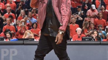 新聞分享 / 美國饒舌歌手 Kanye West 足下 adidas BOOST 全白色系總覽