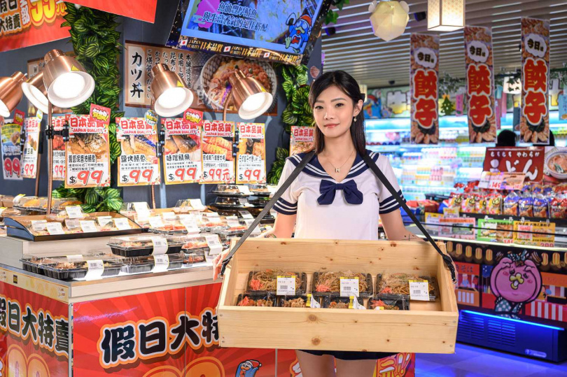 超人氣的和牛串、現煮食堂（ヲた飯堂）、安田精米、MOCCHI MOCHI專門店，以店中店型式一同引進高雄DON DON DONKI。