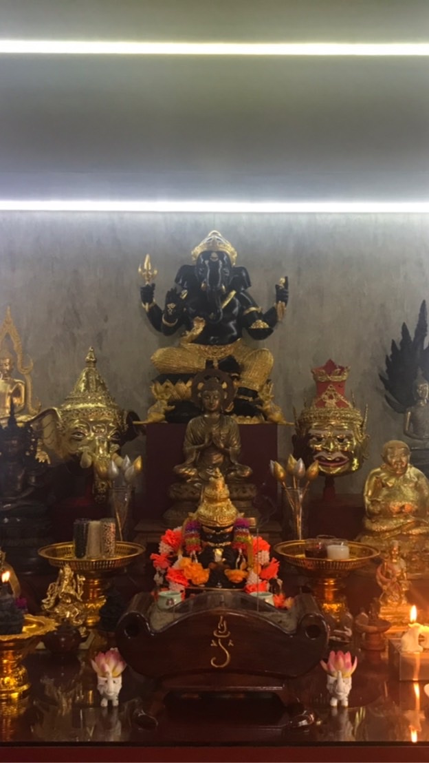 象王居/泰國師傅加持誦經招財補財庫/補平安健康順遂/代燒蠟燭