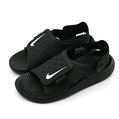 鞋面和鞋跟後方均配備雙重魔術貼有助防止滑落固定帶往上延伸，方便穿脫柔軟靈活的泡棉設計塑造輕巧耐穿的緩震效能