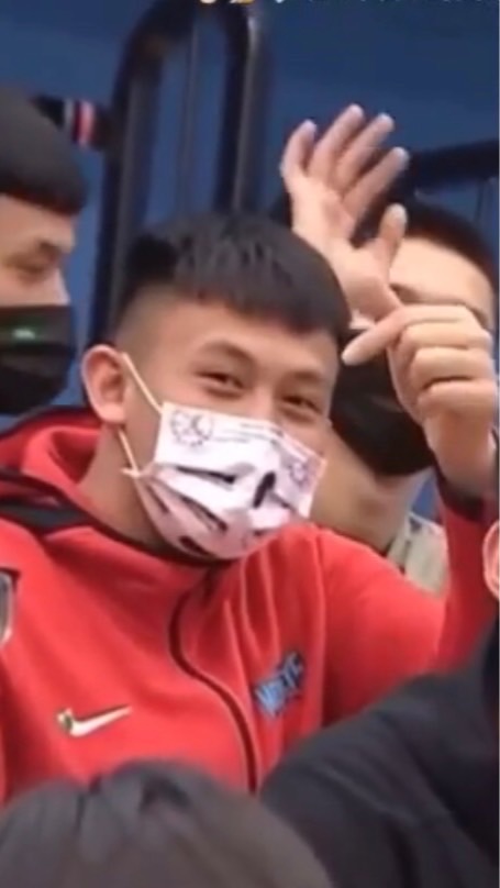 陳將双很帥啦😵‍💫💗