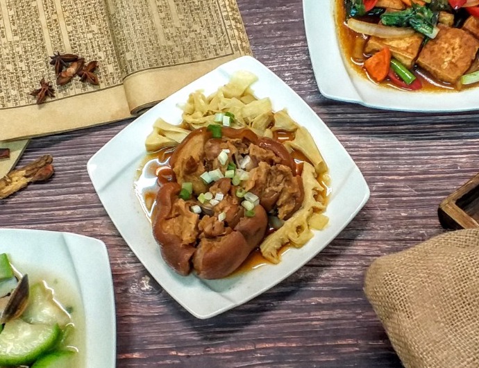 鳳甲腳庫飯鮮魚湯