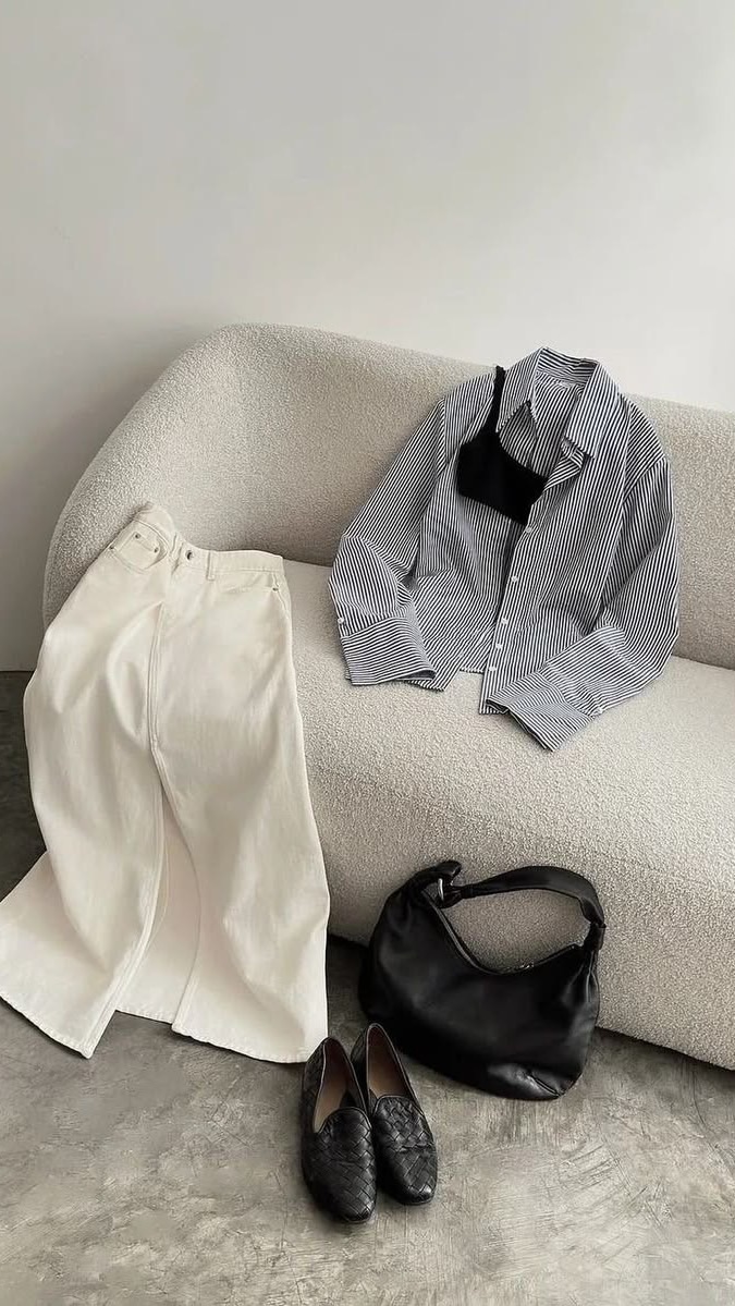 ୭ৎ ིྀ 𝗙𝗶𝗿𝘀𝘁 𝗦𝗶𝗴𝗵𝘁_初見平價女裝🧁