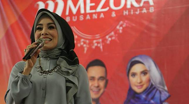 Yama Carlos dan Cerita Pernikahan Singkat Artis