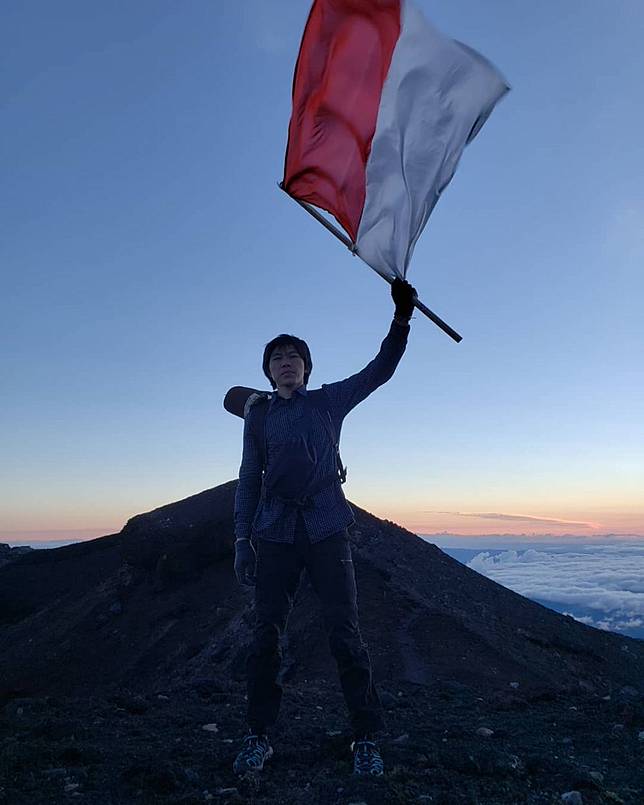 73 Gambar Anak Tk Pegang Bendera Infobaru