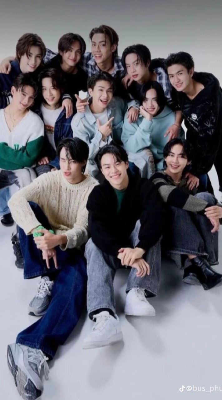กลุ่มFcวงบัสแจกรูป💞💗