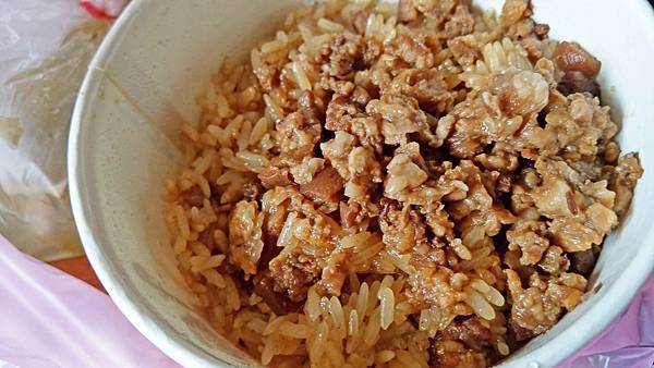 【中和美食】王家小吃店(四十年古早味)-美味又迷人的油飯美食 【中和美食】王家小吃店(四十年古早味)-美味又迷人的油飯美食
