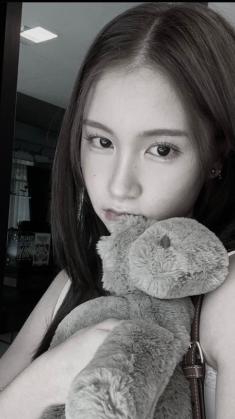 u ๋ อง ลี u