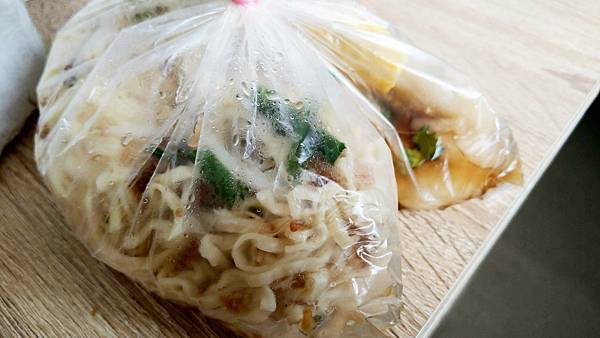 【中和美食】台南煎粿-少數地方才能吃到的特殊美味