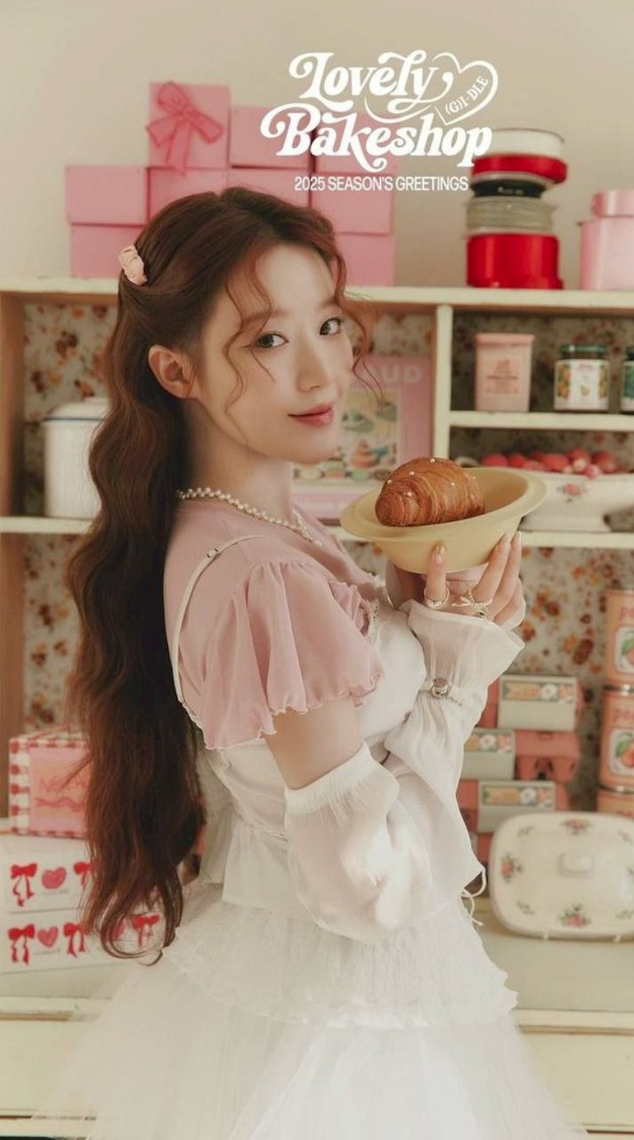idle（K-pop ）女娃 旅館店（送圖群）可聊天😘”主群